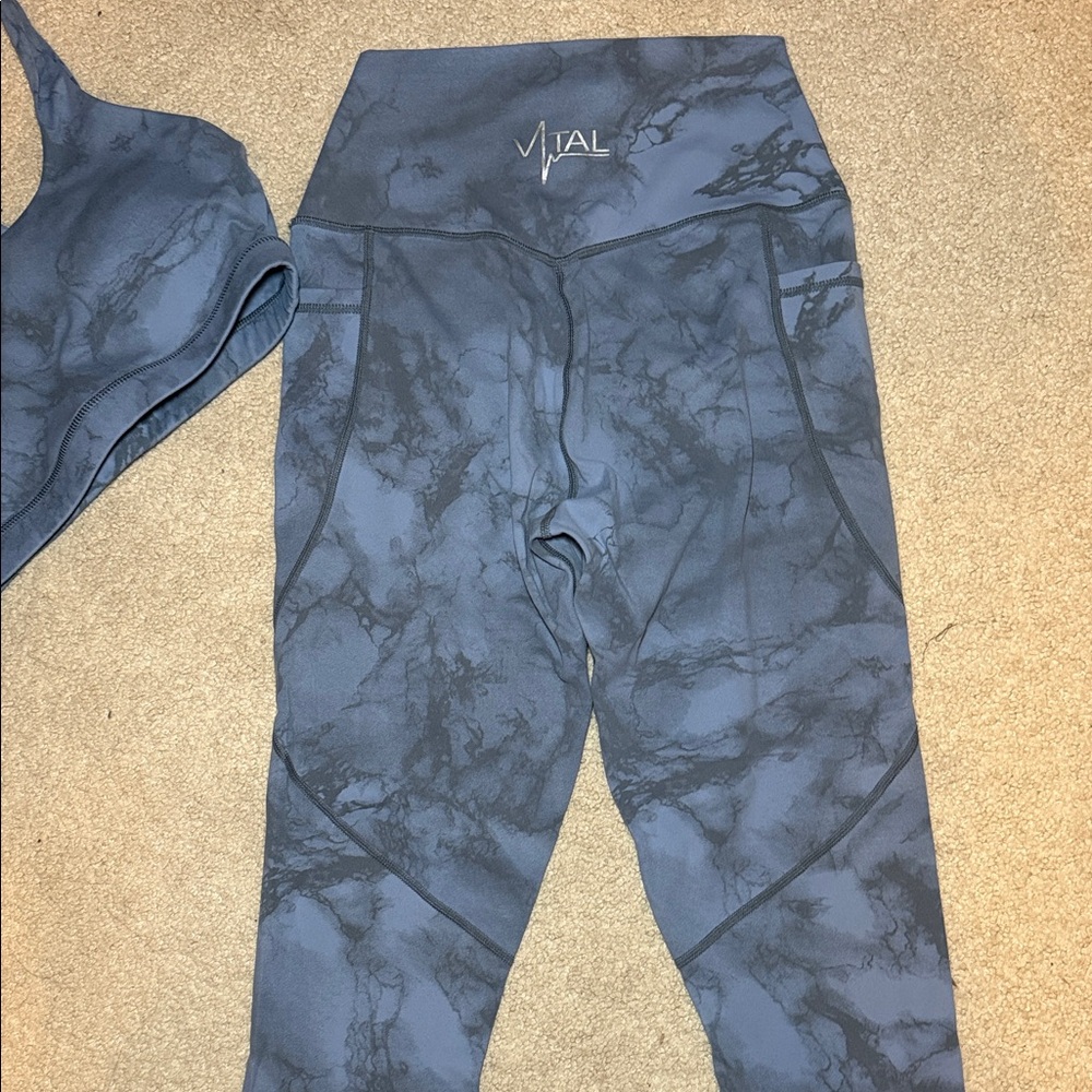 Women's Blue Marble Legging / sports bra set - Picture 5 of 5